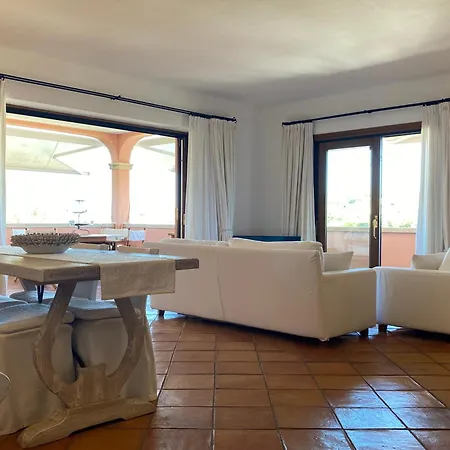 Della Marina, 8 People, Garage *